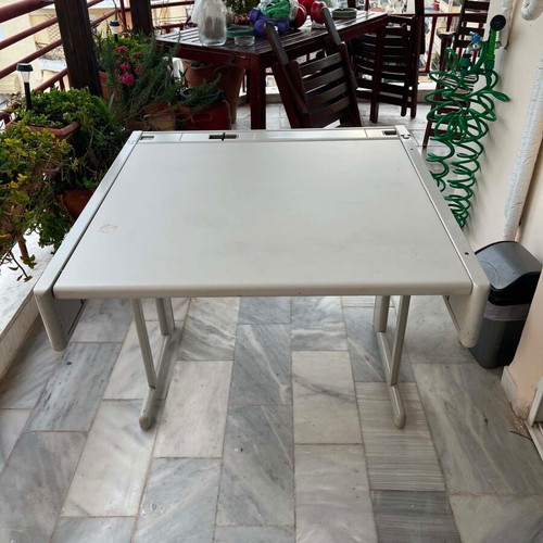 Metal Desk PANBrasilia like new with cable management