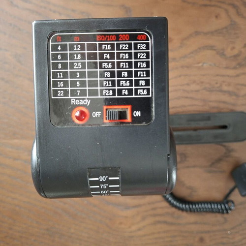 Flash used, functional in very good condition