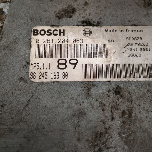 Peugeot 406 1.8 Bosch car computer 0261204063 9624518380