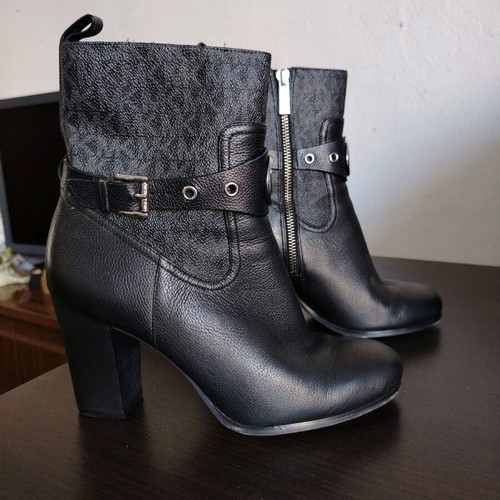 Michael Kors boots like new, genuine leather, size 37