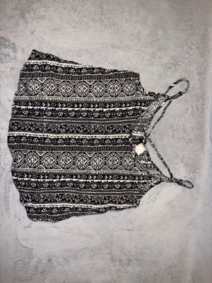H&M blouse used black and white with pattern, size S