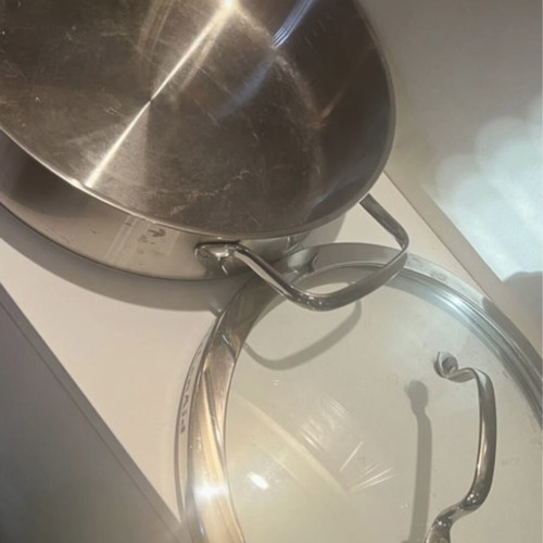 Kitchen Aid pot with glass lid like new