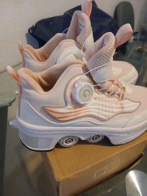 Athletic shoes 2 in 1 rollers like new, size 38, white