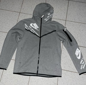 Nike tech fleece