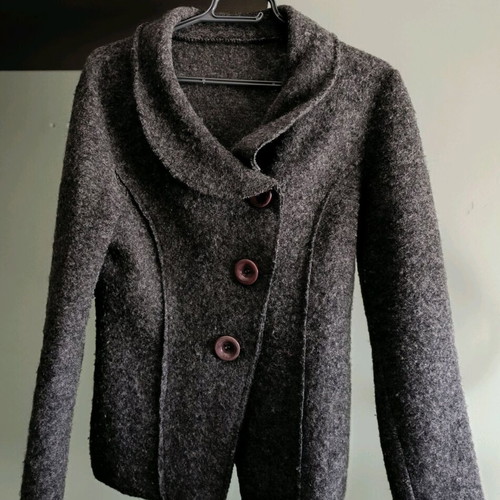 Italian outerwear used, gray jacket with collar and buttons size M