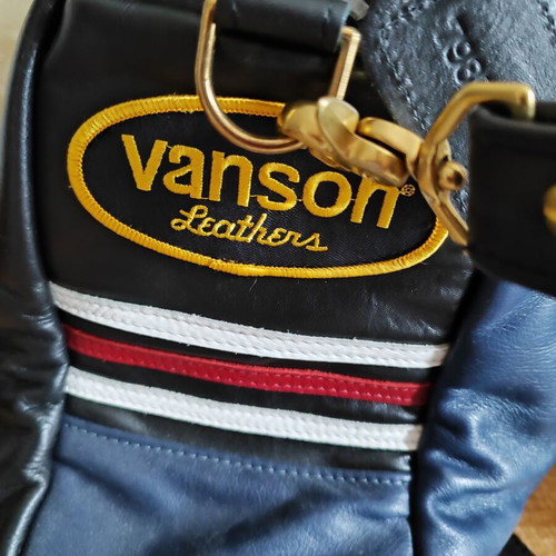 Vanson leather shoulder bag new, black and red