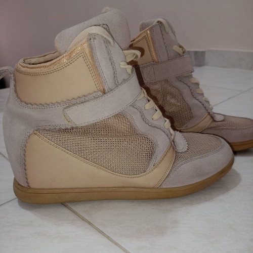 Casual sneakers Bershka No39 used, beige, athletic shoes