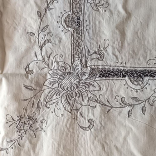 Embroidered tablecloth set 260x160 cm with napkins, cotton, scalloped edges