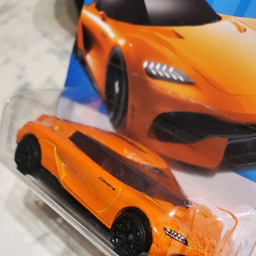 Hot Wheels Koenigsegg Gemera sealed, 2022