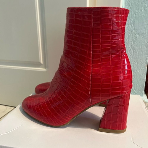 Patent leather ankle boots new, red size 38