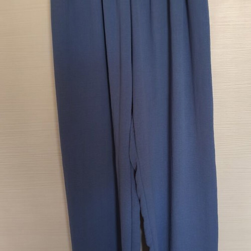 Blue palazzo pants like new, size S-M, breathable fabric