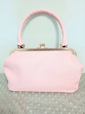 Leather kisslock bag new, powder pink