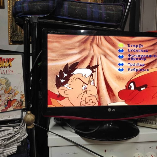 Bluesky DVD player used with 50 movies