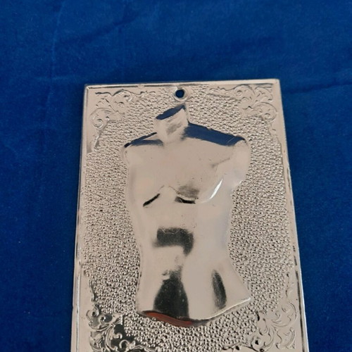 Metal votive new in excellent condition