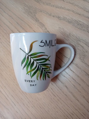 Cup mug new with leaf design