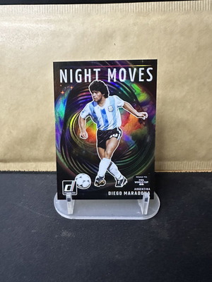 2025-26 Panini Donruss Road To Fifa World Cup Diego Maradona #23 Night Moves SSP κάρτα