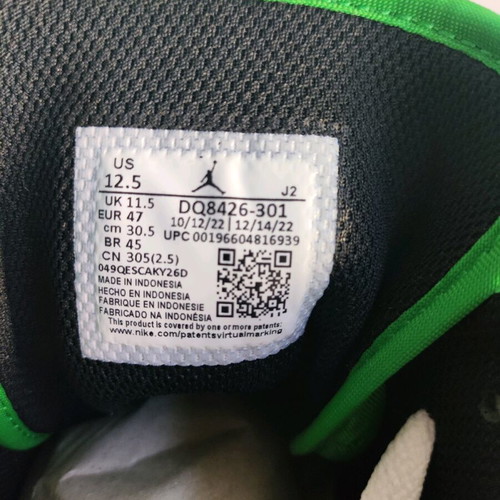 Jordan Lucky Green boots new size 47, white and green