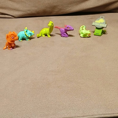 Set of 6 kinder Jurassic World 2024/25 Funko Pop dinosaurs like new