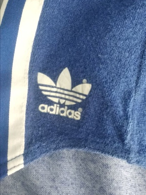 Adidas vintage women's running shorts size S like new, blue and white