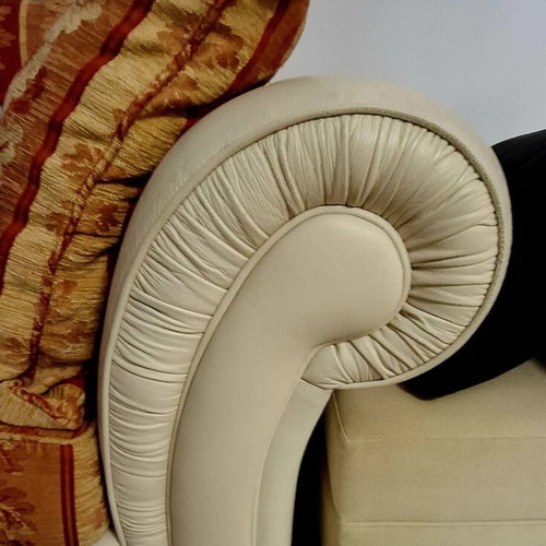 Leather sofa set 3-seater and 2-seater with washable cushions used
