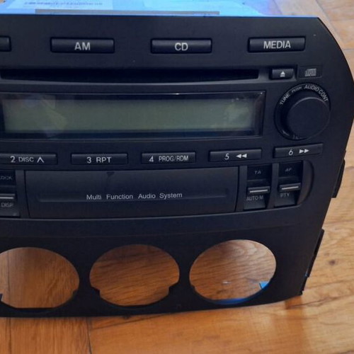 Mazda MX-5 NC factory radio CD system like new