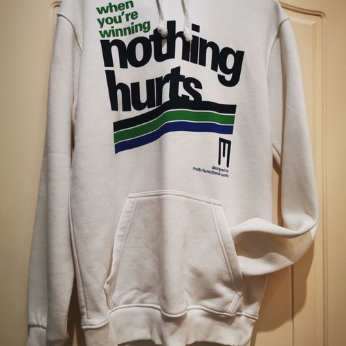 White hoodie with pocket like new, size L