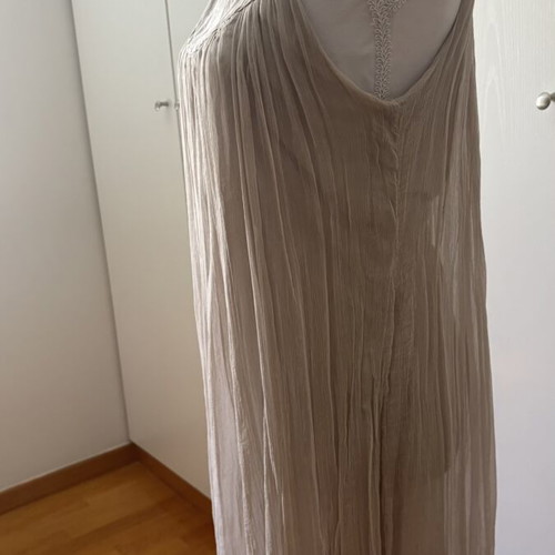 Beige dress size M/L, viscose with cotton lining