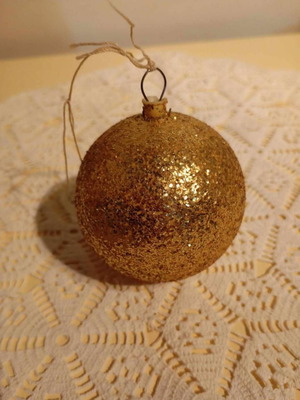 Christmas ball used vintage, gold, 18 cm circumference