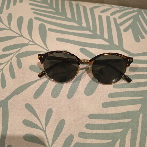 Meller sunglasses, brown, like new
