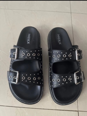 Mexx women's slippers like new, size 39, black