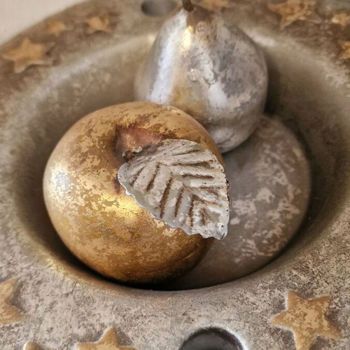 Decorative bowl candlestick with fruits like new, silver and gold