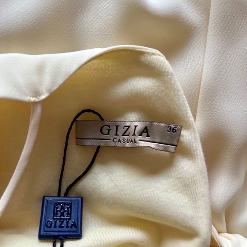Gizia Dress available in S, M, L