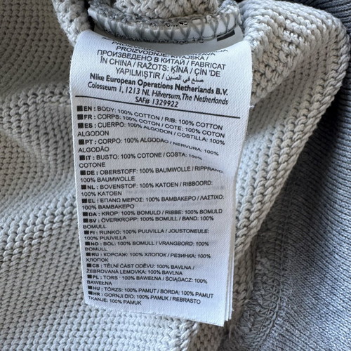Γυναικείο φούτερ Nike Run The Earth μέγεθος Medium γκρι μεταχειρισμένο