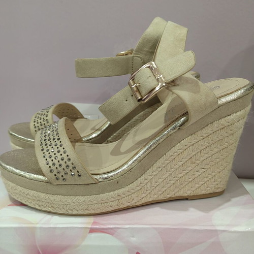 Women's platform sandals size 40 used, beige