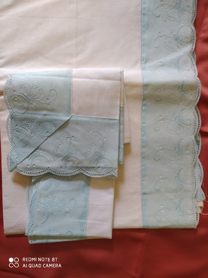 Πανωσεντόνι vintage λευκό με γαλάζια δαντέλα και 2 μαξιλαροθήκες καινούργιο