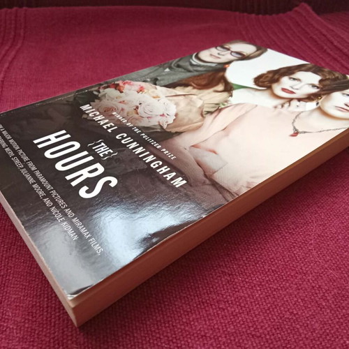 The Hours by Michael Cunningham like new