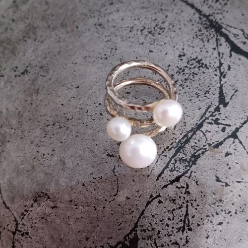 Silver gold-plated ring with 3 pearls new