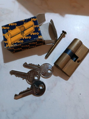 Lock cylinder new, excellent condition