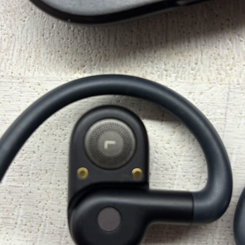 Creative Outlier Go Dark Blue wireless earbuds