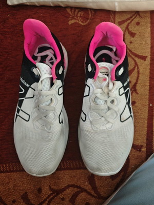 New Balance women's shoes size 38 used, white and pink