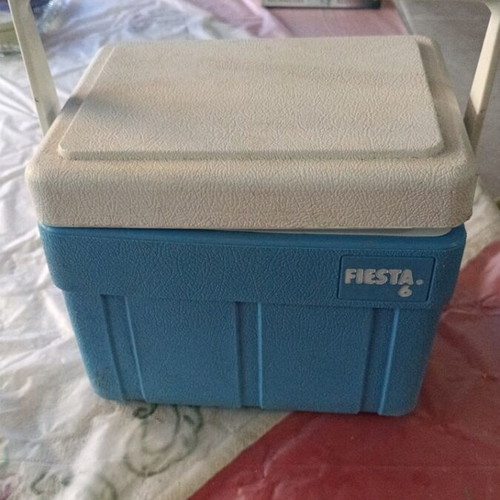 Fiesta 6 vintage portable ice cooler
