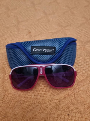 Gianni Venturi kids sunglasses used, unisex, red