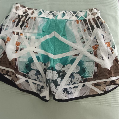 Marina Vernicos shorts medium, like new, multicolor with back pocket