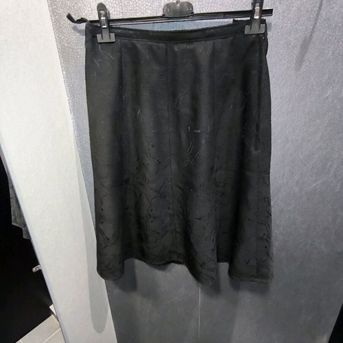 Vintage customized skirt with textured fabric and abstract print, like new