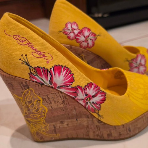 Ed Hardy platform sandals, multicolor yellow, size 37