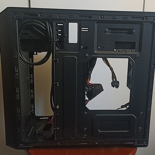 Infinity Mini Tower (Micro ATX/Mini ATX) with 500W Plus 8 Bronze PSU like new