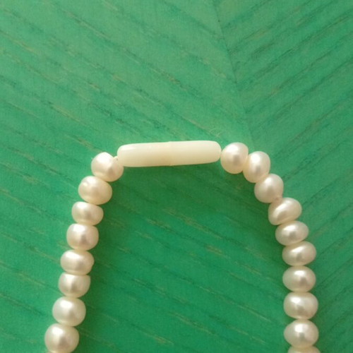 Vintage necklace with freshwater potato pearls, like new, 44 cm