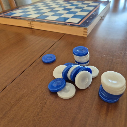 Olympic Games Athens 2004 Backgammon and Chess Set like new