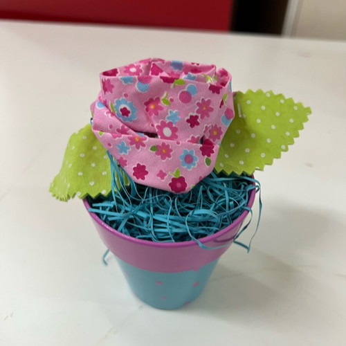 Decorative flowerpot with fabric flower new