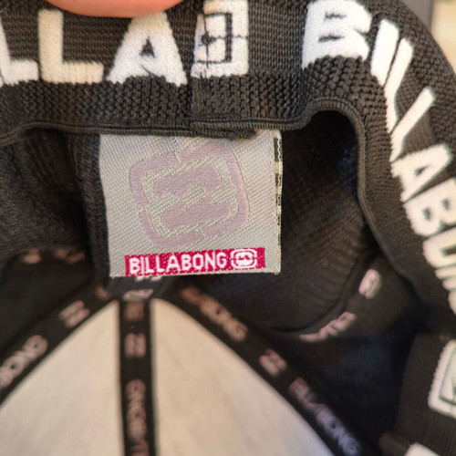Billabong men's hat one size like new, black and green